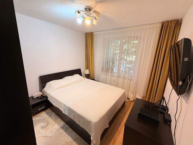 Dristor, Laborator, inchiriere  ap. 3 camere dec